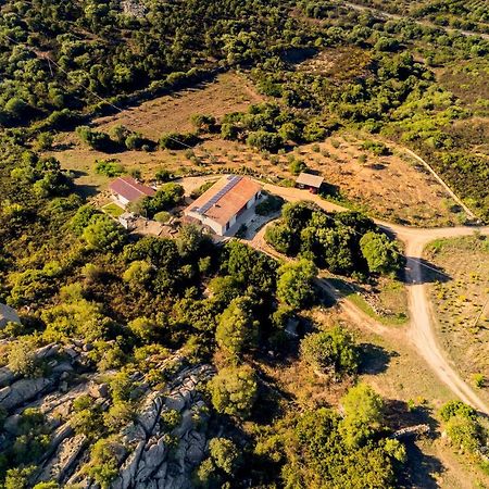 Гостевой дом Casa La Liccia Арцакена Экстерьер фото